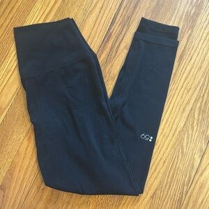 Splits 59 cropped black leggings - size small